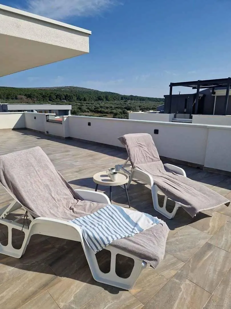 Apartments In Turanj - Biograd Riviera 53916 0*,