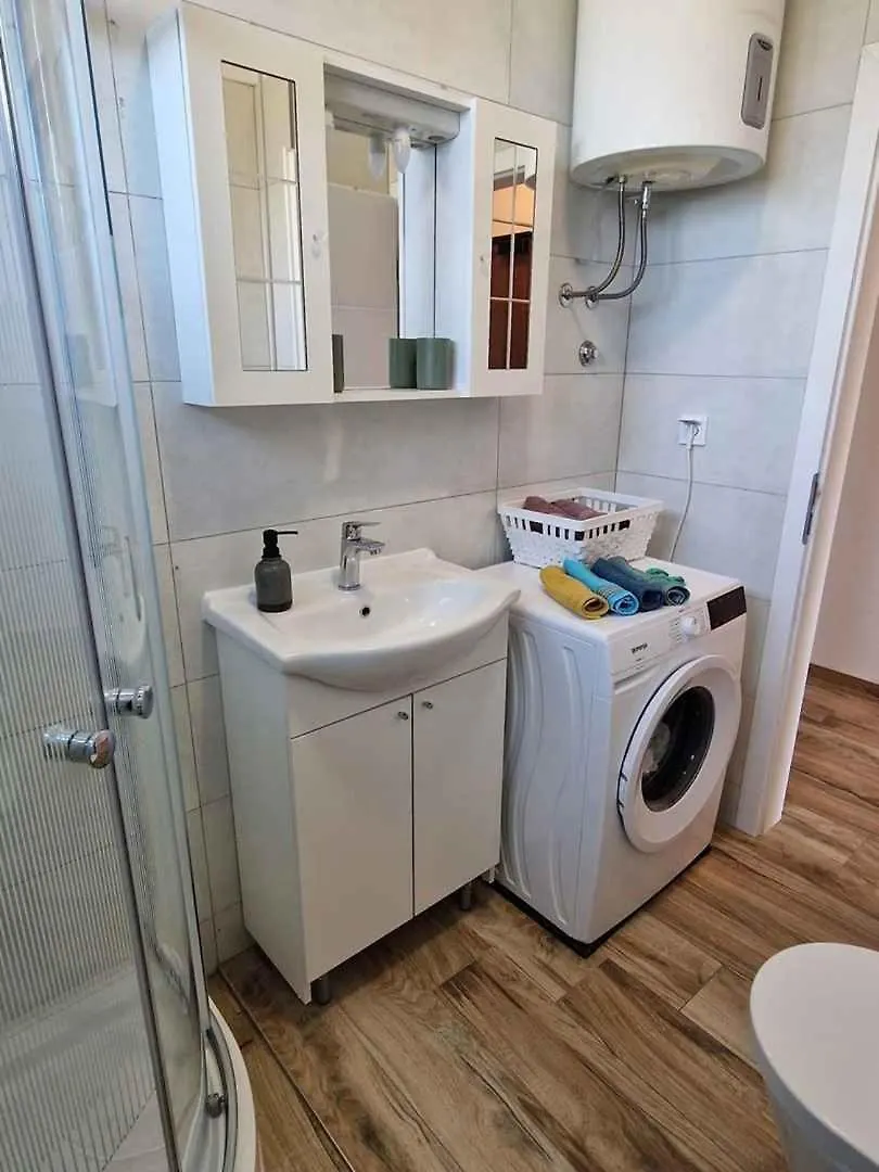 Apartments In Turanj - Biograd Riviera 53916