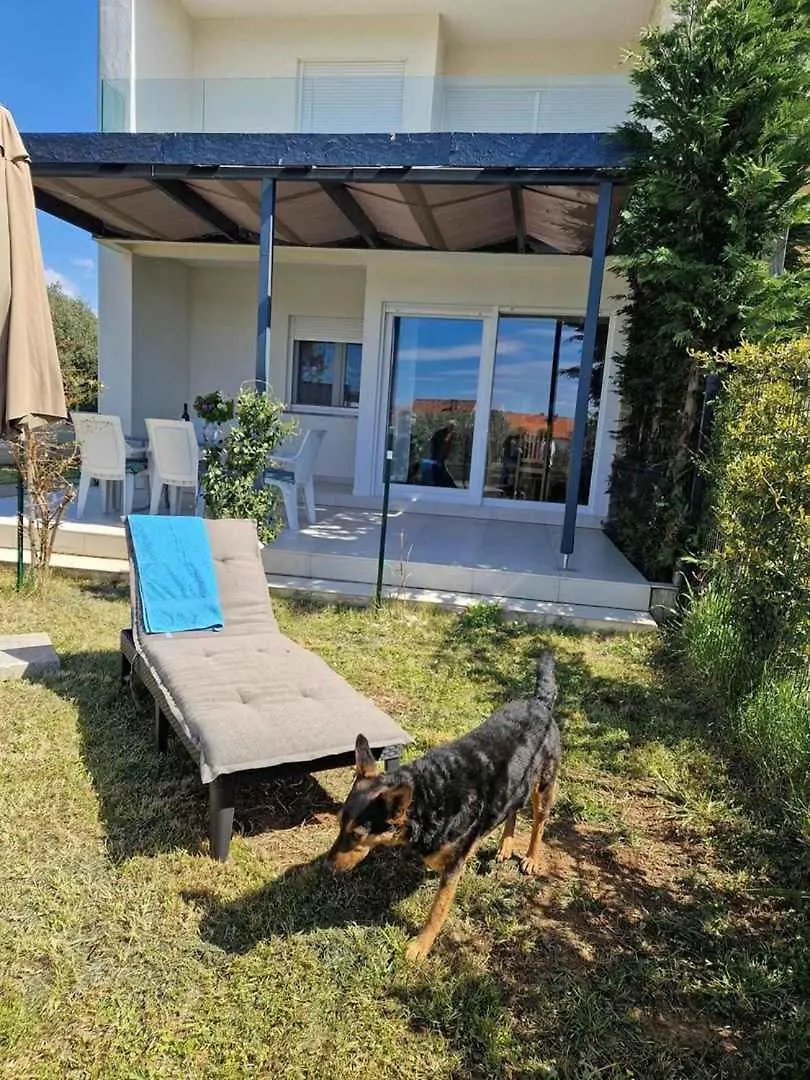 Apartments In Turanj - Biograd Riviera 53916 0*,